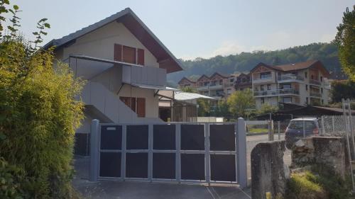 Maison La Rive