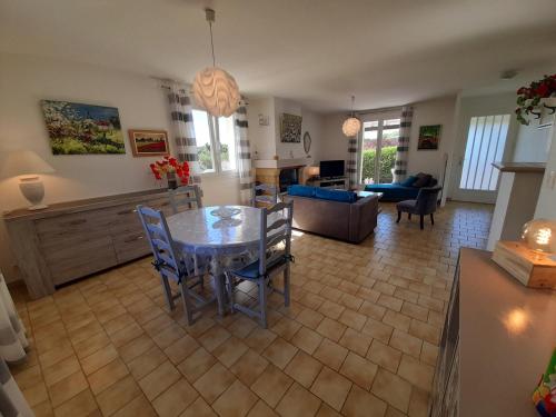 Maison La Roche-Posay, 3 pièces, 4 personnes - FR-1-541-33