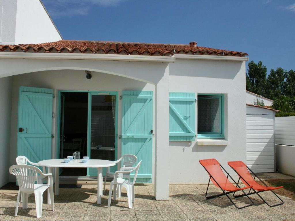 Maison La Tranche-sur-Mer, 2 pièces, 4 personnes - FR-1-22-182 Rue Du PrÃ© De La Cure - 130, \, 85360 La Tranche-sur-Mer