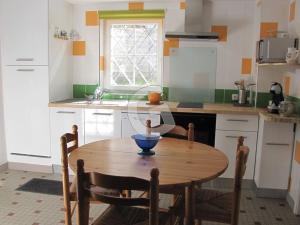 Maison de vacances Maison La Tranche-sur-Mer, 3 pièces, 4 personnes - FR-1-357-279 85 Avenue des Tulipes La Grière 85360 La Tranche-sur-Mer Pays de la Loire