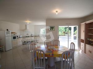 Maison La Tranche-sur-Mer, 4 pièces, 6 personnes - FR-1-357-30
