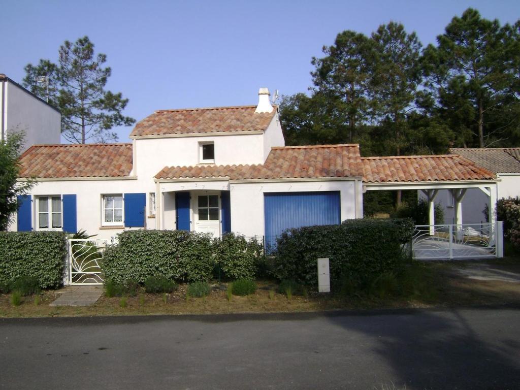 Maison de vacances Maison La Tranche-sur-Mer, 5 pièces, 6 personnes - FR-1-476-77 9 Rue Du Pourpier De Mer - Parc Des Quichenottes  - 85360 La Tranche-sur-Mer