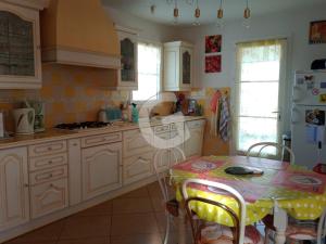 Maison de vacances Maison La Tranche-sur-Mer, 5 pièces, 8 personnes - FR-1-357-275 40 Bis Route de Longeville La Terrière 85360 La Tranche-sur-Mer Pays de la Loire