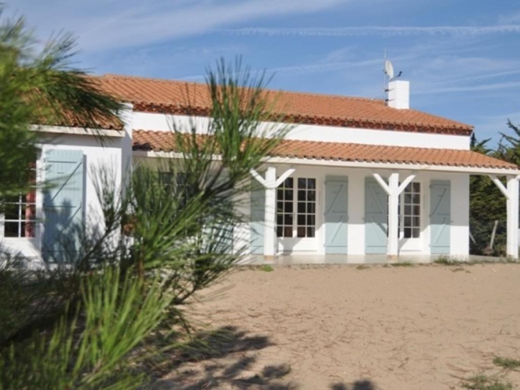 Maison de vacances Maison La Tranche-sur-Mer, 6 pièces, 8 personnes - FR-1-22-249 66 Rue De La Pomme De Pin -  - 85360 La Tranche-sur-Mer