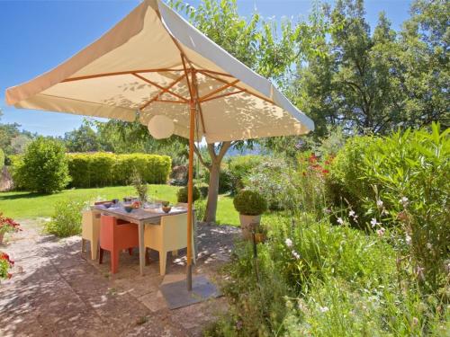 Maison Lacoste, 6 pièces, 8 personnes - FR-1-708-15