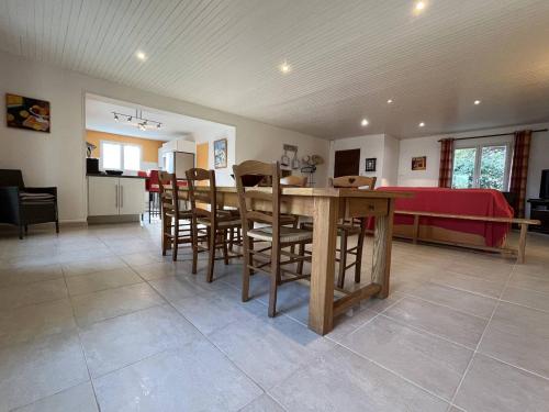 Maison Le Grand-Village-Plage, 5 pièces, 10 personnes - FR-1-246A-153
