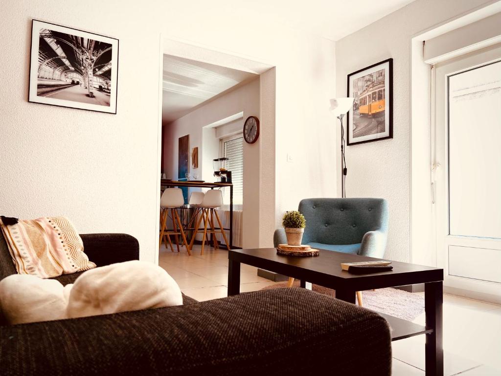 Maison Le Palais, 4 pièces, 5 personnes - FR-1-418-182