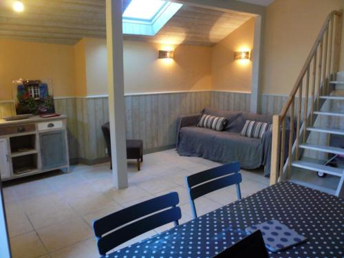 Maison Le Palais, 4 pièces, 5 personnes - FR-1-418-77