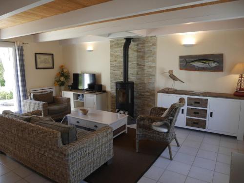 Maison Le Palais, 4 pièces, 6 personnes - FR-1-418-48