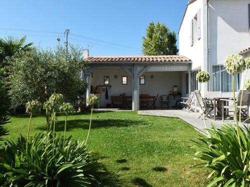 Maison Les Portes-en-Ré, 4 pièces, 6 personnes - FR-1-434-59