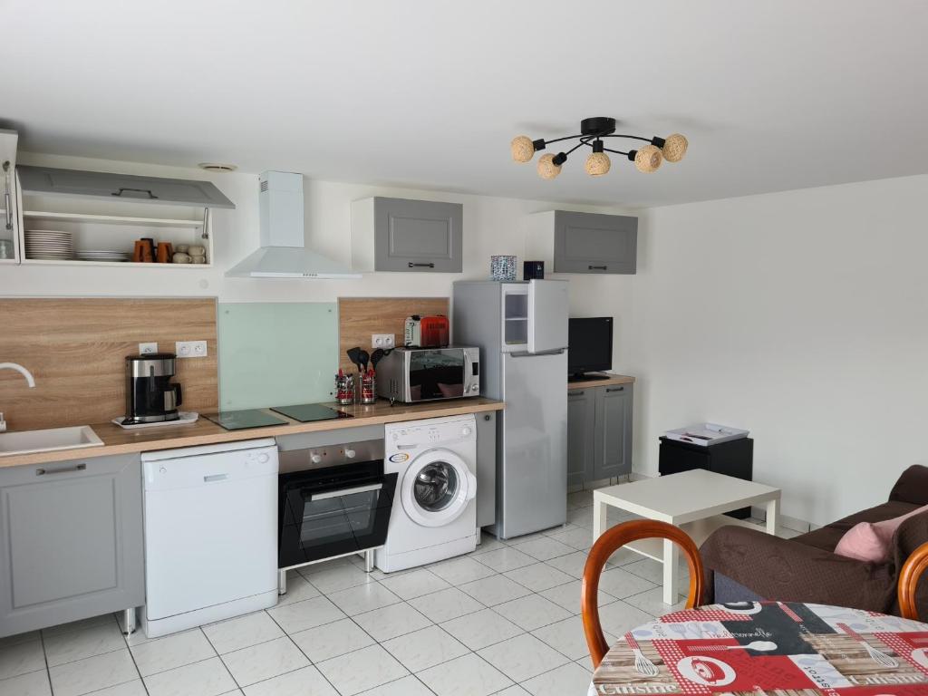 Maison de vacances Maison Les Sables-d'Olonne, 2 pièces, 2 personnes - FR-1-485-102 55 rue du maréchal Geoffre 85100 Les Sables dʼOlonne