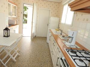 Maison de vacances Maison Les Sables-d'Olonne, 3 pièces, 4 personnes - FR-1-92-768 13 Rue Jules VÃ©drines -  - 85100 Les Sables dʼOlonne Pays de la Loire