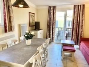 Maison Mallemort, 3 pièces, 4 personnes - FR-1-658-9