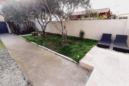 Maison MALOYA 2 chambres avec jardin