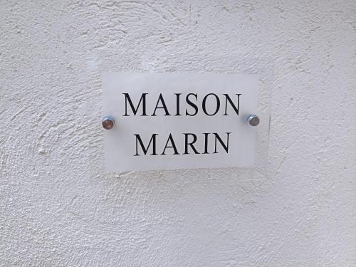 Maison Marin, Charming Village Cottage with Pool