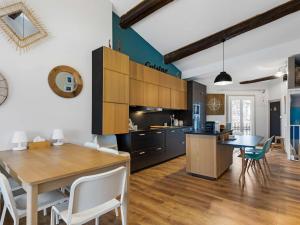 Maison Marseillan, 4 pièces, 8 personnes - FR-1-326-734
