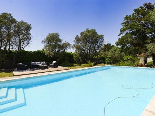 Maison Mas-Blanc-des-Alpilles, 7 pièces, 8 personnes - FR-1-599-9