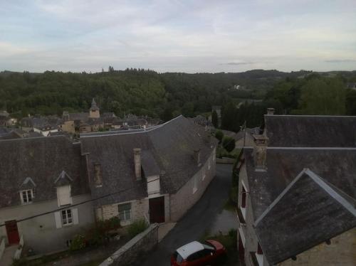 Maison MaxAnne, mi-village mi-campagne authentique