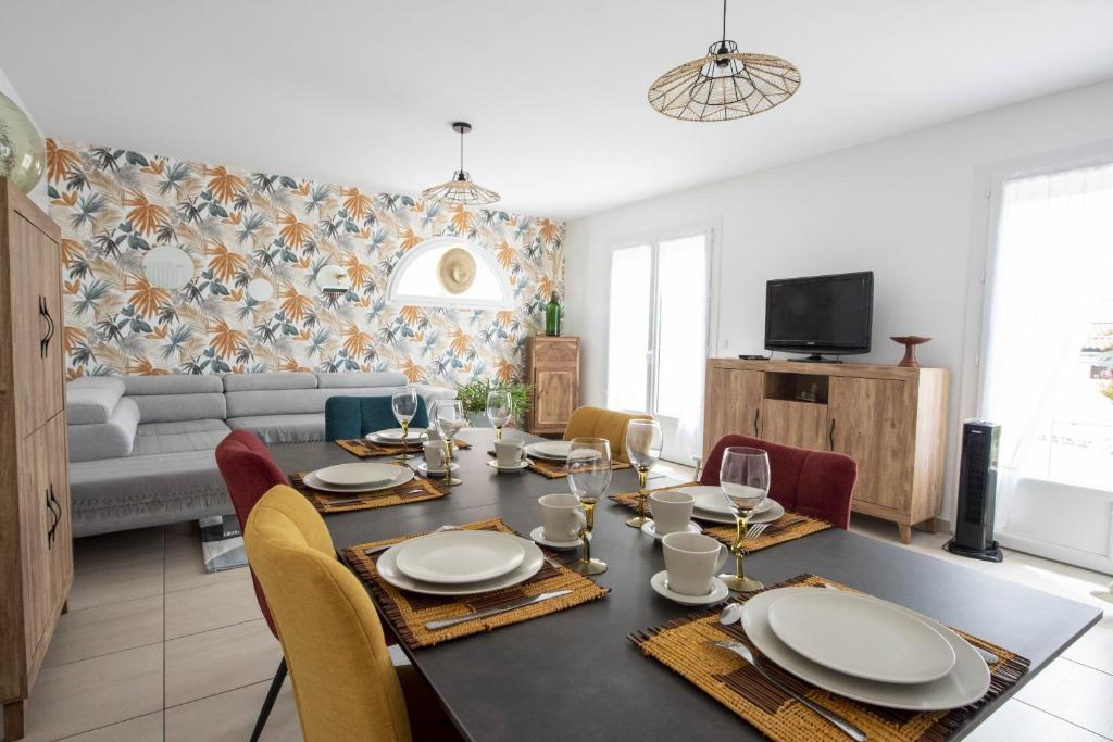 Maison meublee avec gout situee a Saint Hilaire de Riez des Cordes, 58, 85270 Les Bussolleries