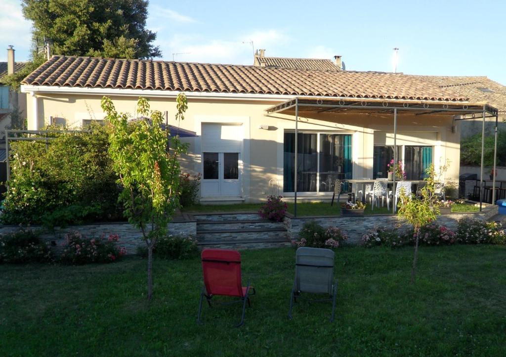 Maison moderne à Cheval-Blanc 22 Chemin de la Reale, 84460 Cheval-Blanc