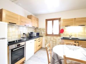 Maison Mont-Dore, 6 pièces, 8 personnes - FR-1-608-4