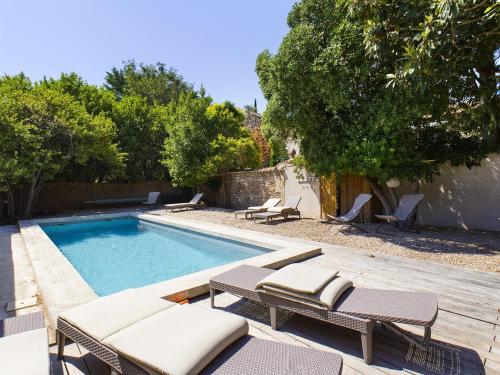 Maison Mouriès, 7 pièces, 10 personnes - FR-1-599-69