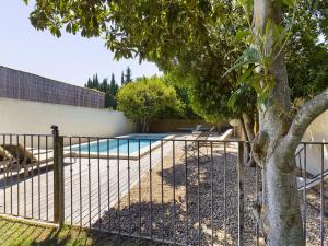 Maison Mouriès, 7 pièces, 10 personnes - FR-1-599-69