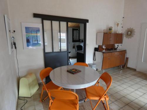 Maison Notre-Dame-de-Monts, 3 pièces, 5 personnes - FR-1-540-63