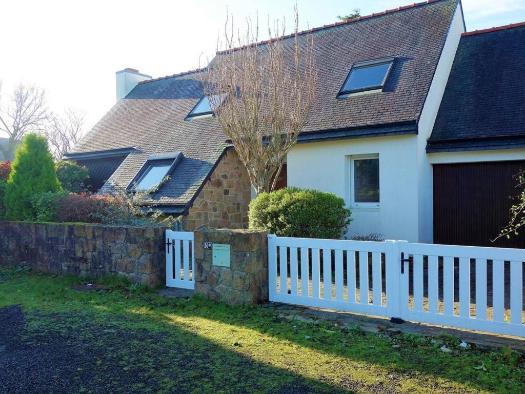 Maison de vacances Maison Perros-Guirec, 4 pièces, 6 personnes - FR-1-368-267 10 bis rue de Park-Bras 22700 Perros-Guirec