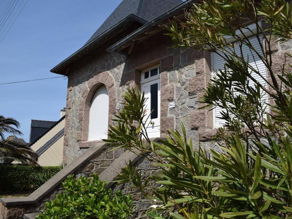 Maison de vacances Maison Perros-Guirec, 4 pièces, 6 personnes - FR-1-368-87 29 Rue Du Phare - Ploumanac'H - 22700 Perros-Guirec