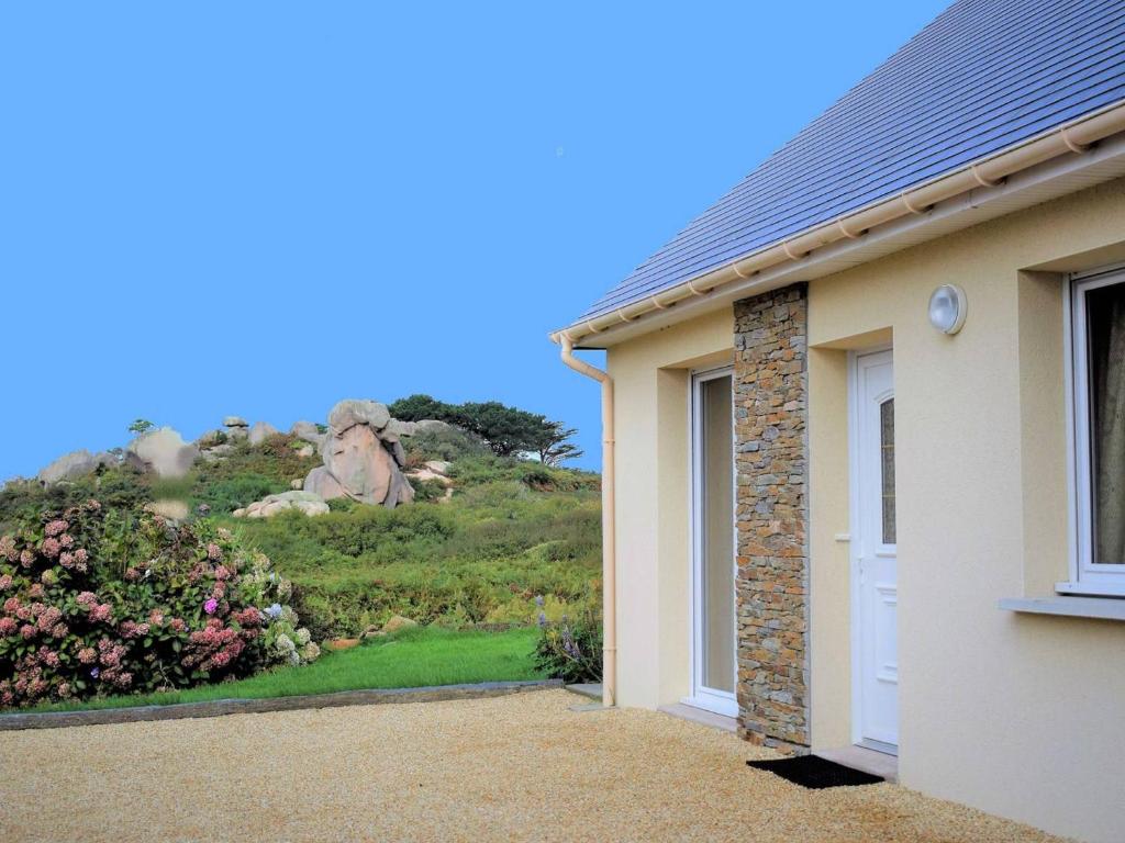 Maison de vacances Maison Perros-Guirec, 4 pièces, 7 personnes - FR-1-368-57 51 Rue Du Phare - Ploumanac'H - 22700 Perros-Guirec