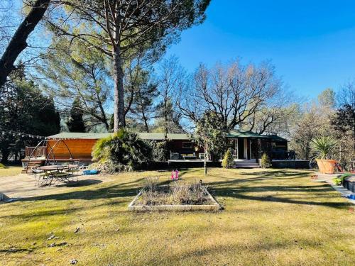 Maison + piscine à 10 min d'Aix en Pce