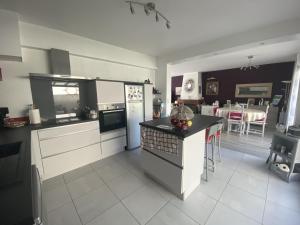 Maison Ploemeur, 4 pièces, 6 personnes - FR-1-349-180