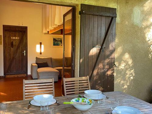 Maison Porto-Vecchio, 1 pièce, 5 personnes - FR-1-62-151