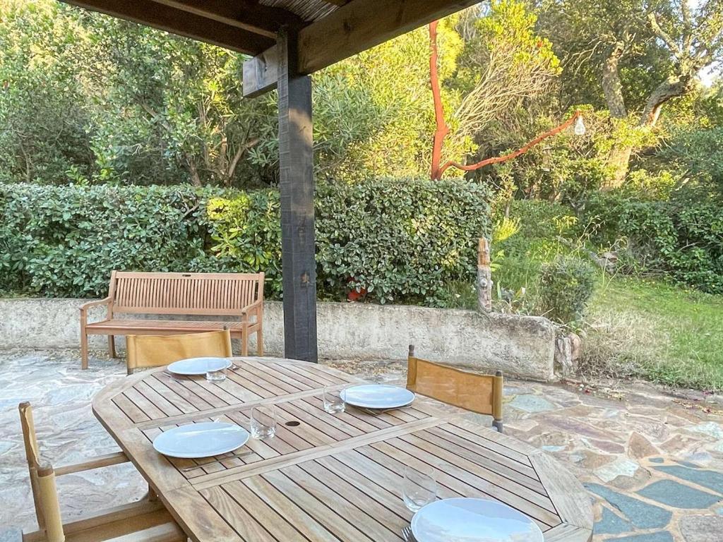 Maison de vacances Maison Porto-Vecchio, 3 pièces, 4 personnes - FR-1-62-154 Santa-Giulia Villa Asco 20137 Porto-Vecchio