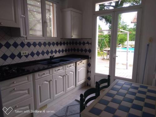 Maison privée avec piscine