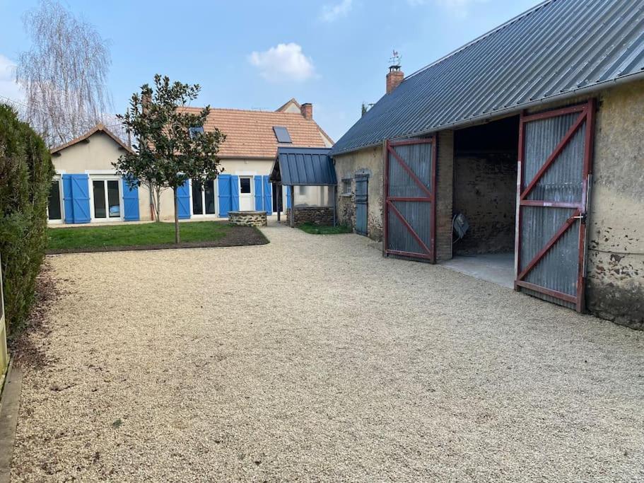 Maison de vacances Maison proche du circuit / garage, parking, jardin 39 Route des Loges 72230 Arnage