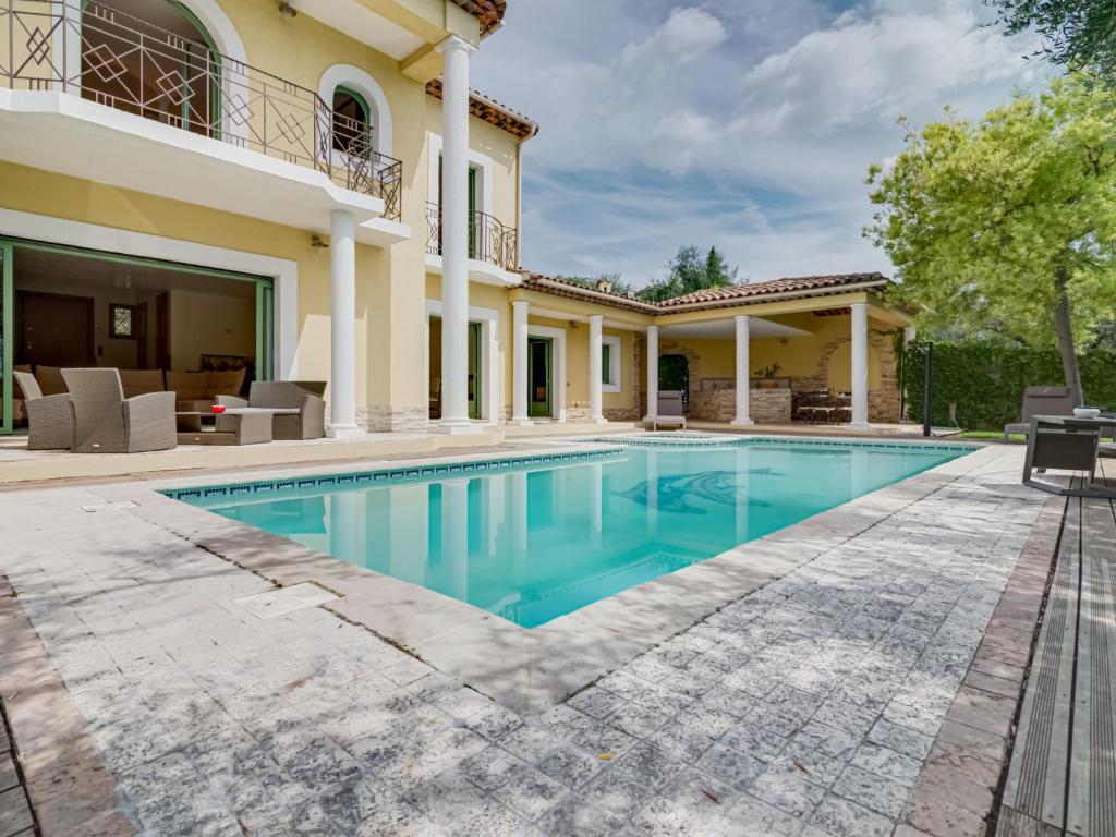 MAISON PROVENCE AVEC PISCINE PRIVATIVE
