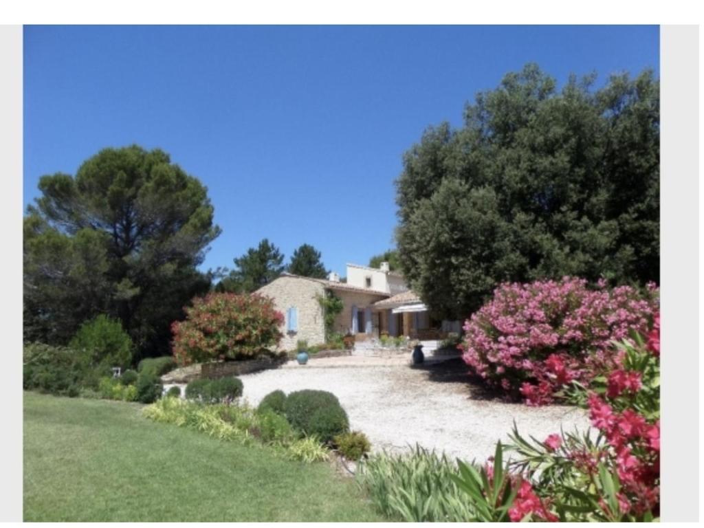 Maison de vacances Maison Puyvert, 4 pièces, 8 personnes - FR-1-708-2 81 Av. de la Gravière 84160 Puyvert