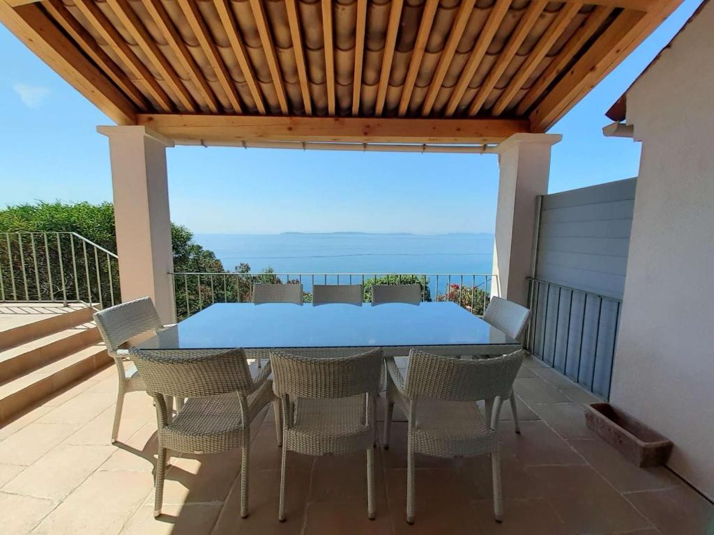 Maison de vacances Maison Rayol-Canadel-sur-Mer, 5 pièces, 9 personnes - FR-1-308-142 RD 559 Villa N°22 83820 Rayol-Canadel-sur-Mer