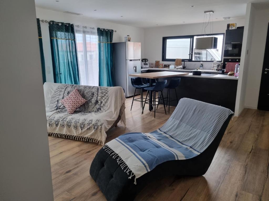 Maison Rénovée au centre du village 20160 Coggia