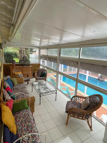 Maison rénovée en 2022 - 9 personnes avec piscine
