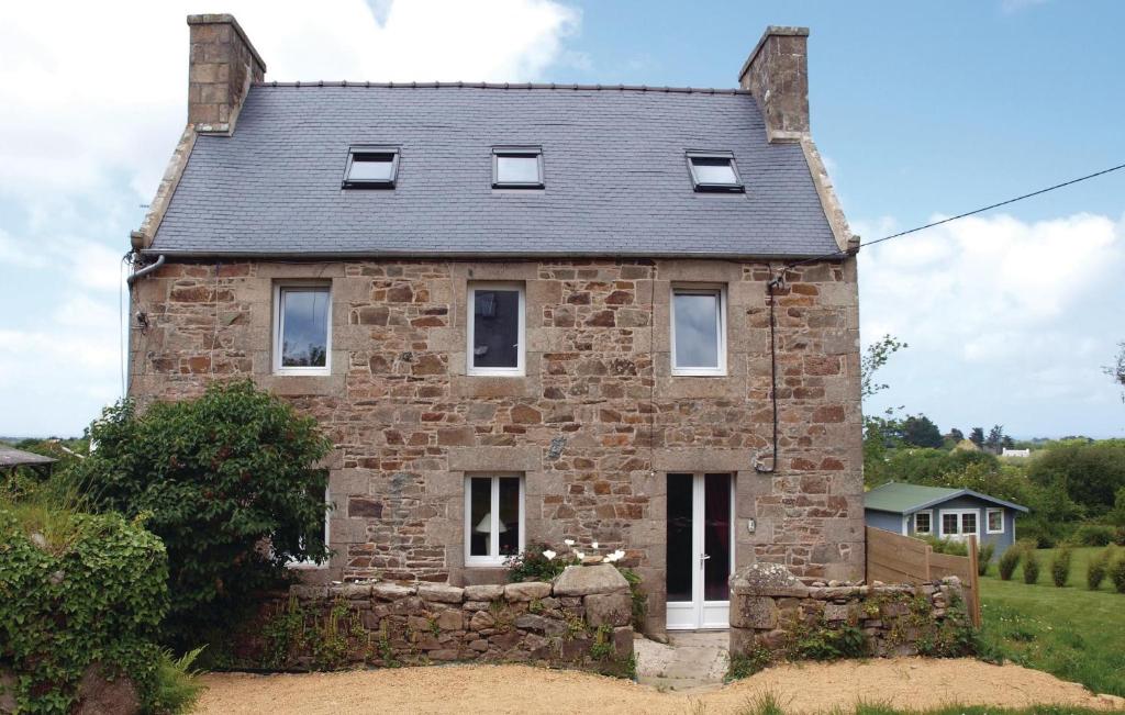 Maison restaurée - bien ensoleillée - calme