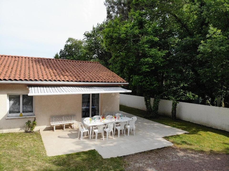 Maison de vacances Maison Royan 3 chambres avec salle d'eau, piscine 16 Rue des Noisetiers 17200 Royan