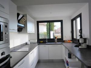 Maison Ruoms, 4 pièces, 6 personnes - FR-1-382-96