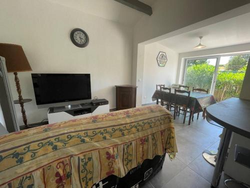 Maison Saint-Cyprien, 2 pièces, 4 personnes - FR-1-225D-160