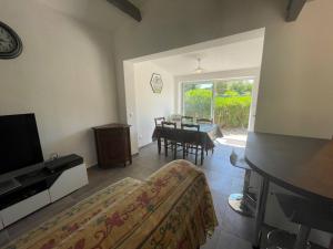Maison Saint-Cyprien, 2 pièces, 4 personnes - FR-1-225D-160