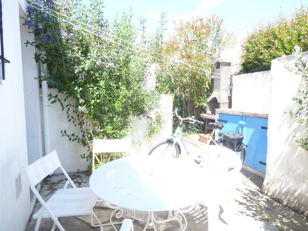 Maison de vacances Maison Saint-Gilles-Croix-de-Vie, 2 pièces, 3 personnes - FR-1-428-124 12 Rue du Moulin 85800 Saint-Gilles-Croix-de-Vie