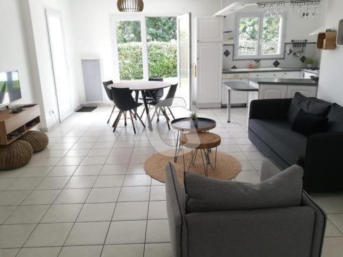 Maison Saint-Hilaire-la-Forêt, 3 pièces, 4 personnes - FR-1-357-265