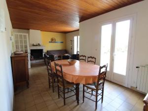 Maison Saint-Pierre-d'Oléron, 5 pièces, 10 personnes - FR-1-246A-88